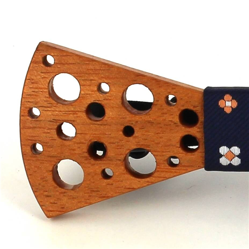 Pajarita Madera Agujeros Pequeños