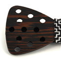 Pajarita Madera Agujeros Pequeños