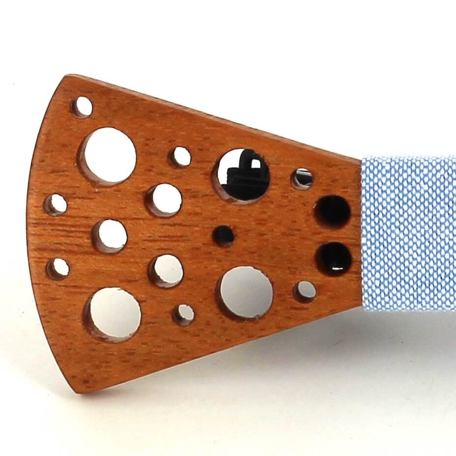 Pajarita Madera Agujeros Pequeños