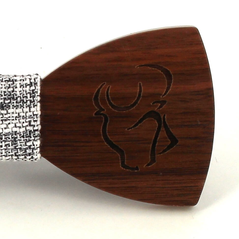 Pajarita Madera Zodiaco Tauro