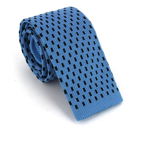 Cravate en tricot bleu avec pois noirs
