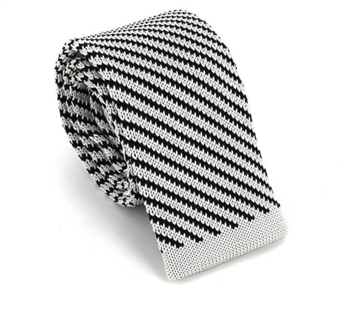 Corbata Punto Rayas Diag. Gris y Negra