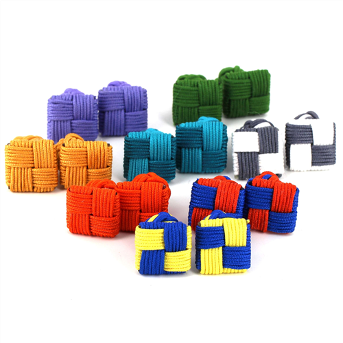 PACK DE 8 GEMELOS PASAMANERÍA CUADRADOS